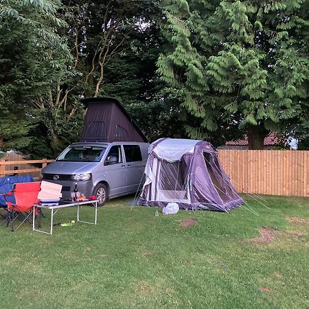 Hotel Bank Top Camping-North York Moors With Pitches For Caravans, Camper Vans And Tents à Pickering Extérieur photo