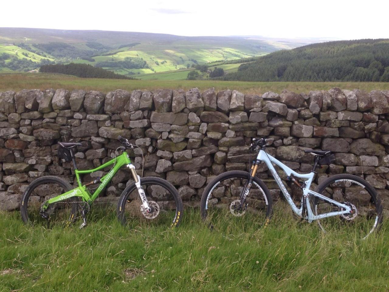 Hotel Bank Top Camping-North York Moors With Pitches For Caravans, Camper Vans And Tents à Pickering Extérieur photo