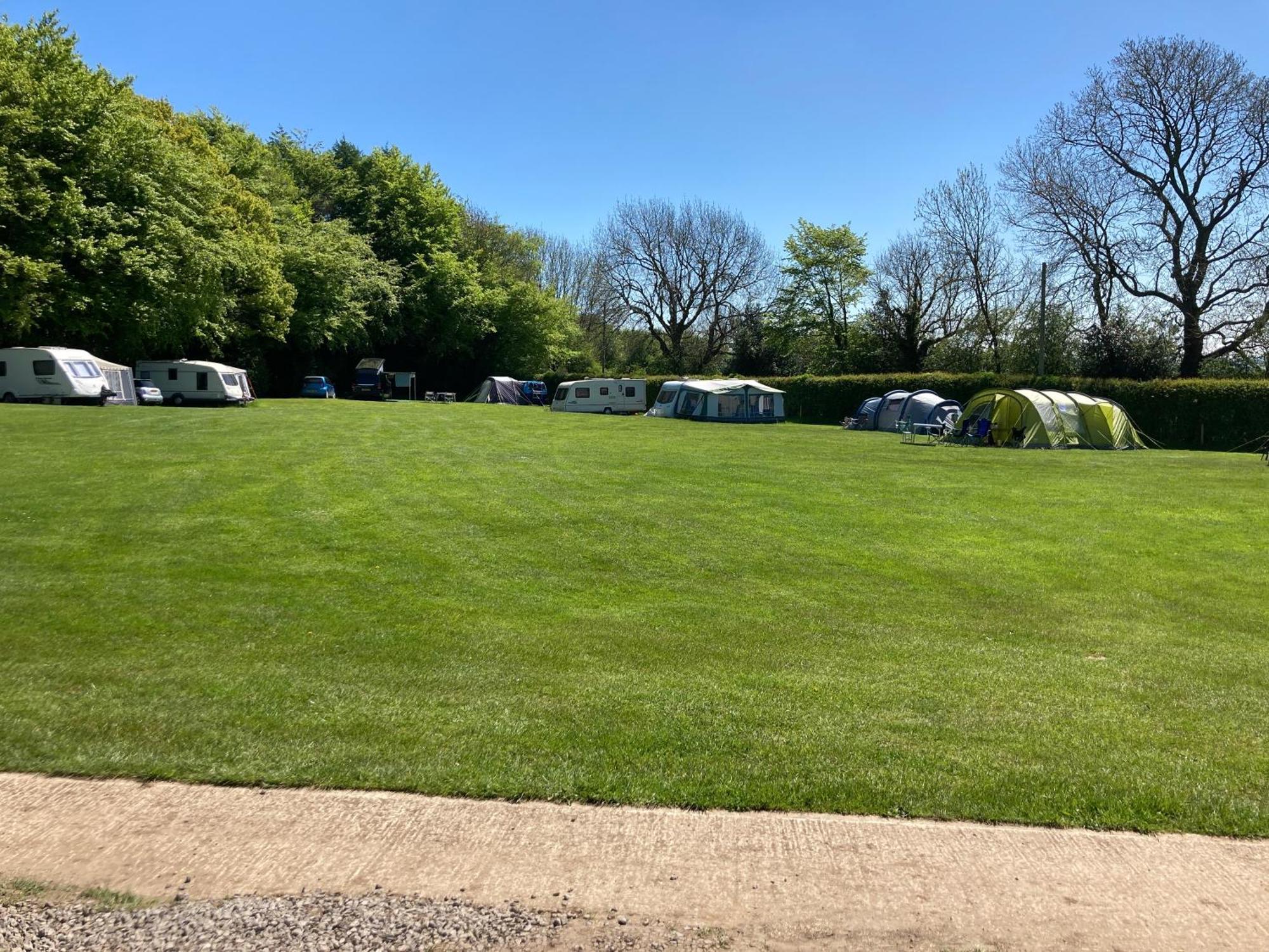 Hotel Bank Top Camping-North York Moors With Pitches For Caravans, Camper Vans And Tents à Pickering Extérieur photo