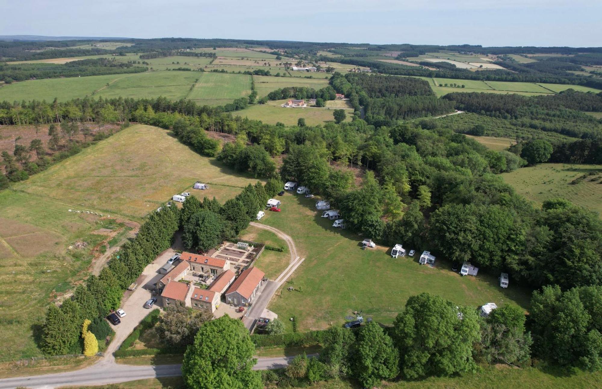 Hotel Bank Top Camping-North York Moors With Pitches For Caravans, Camper Vans And Tents à Pickering Extérieur photo